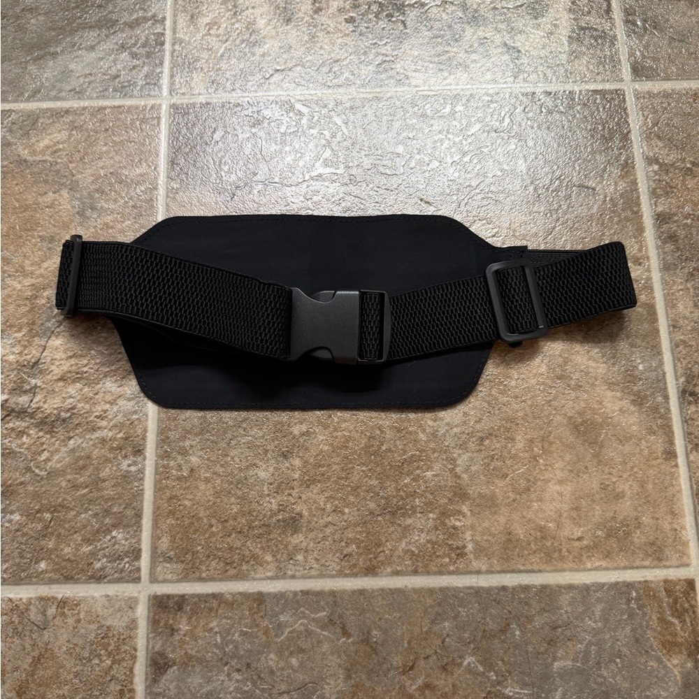 BODi 30 Day Breakaway Running Belt - Picture 4 of 7